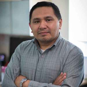 JulioCastro-2c6's avatar